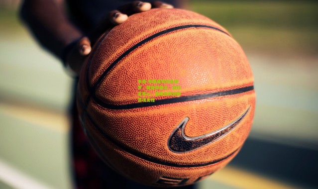 韦斯-布朗盛赞利桑德罗，健康即磐石，回归定军心，曼联后防迎回灵魂支柱